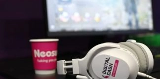 Neosurf: Bridging the gap between real currency and digital currency in the metaverse